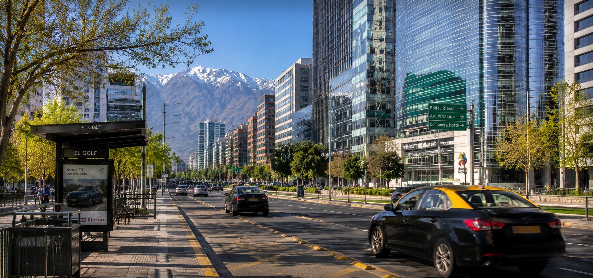 Taxi negro con techo amarillo en Sanhattan y Costanera Center, Las Condes