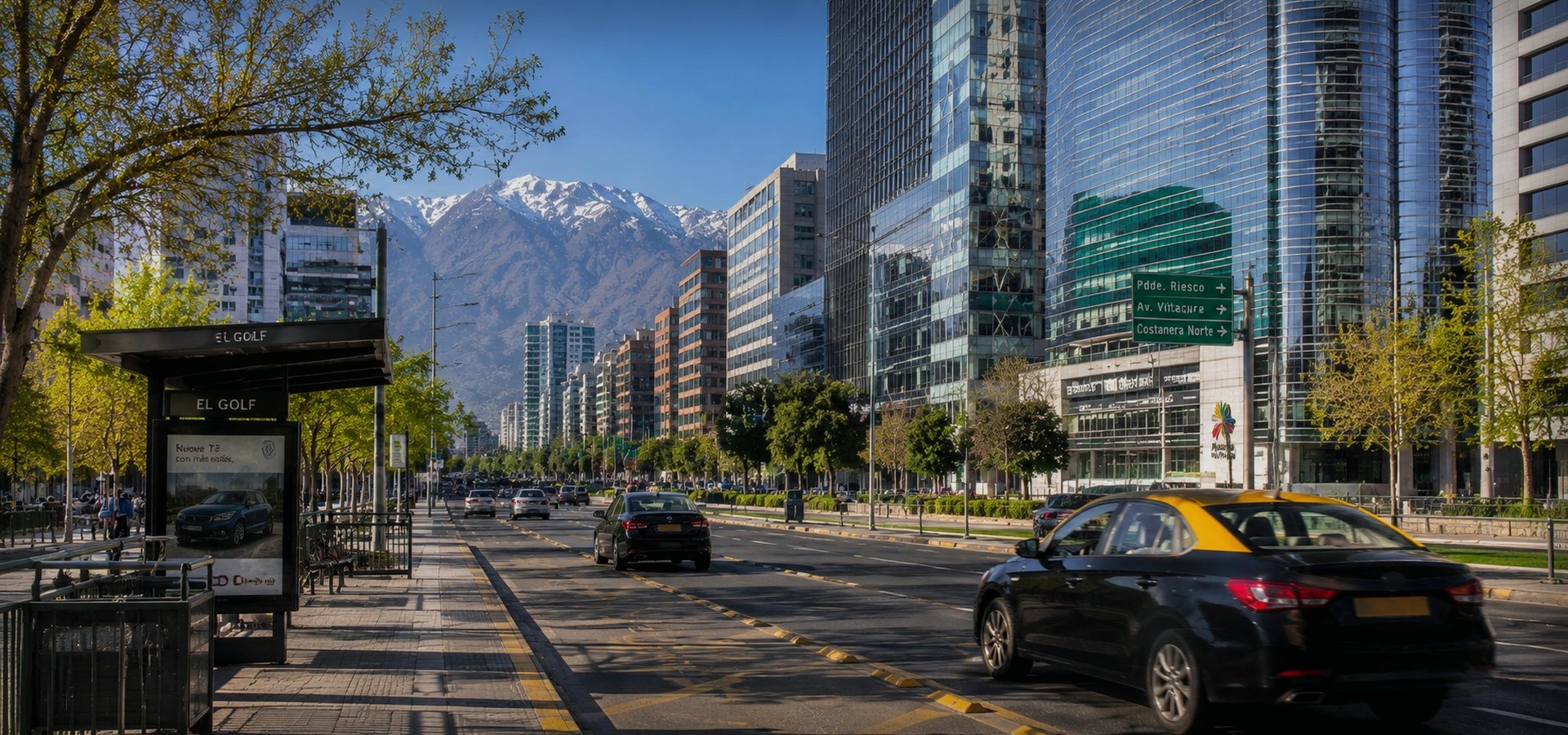Taxi negro con techo amarillo en Sanhattan, Costanera Center y avenida Vitacura
